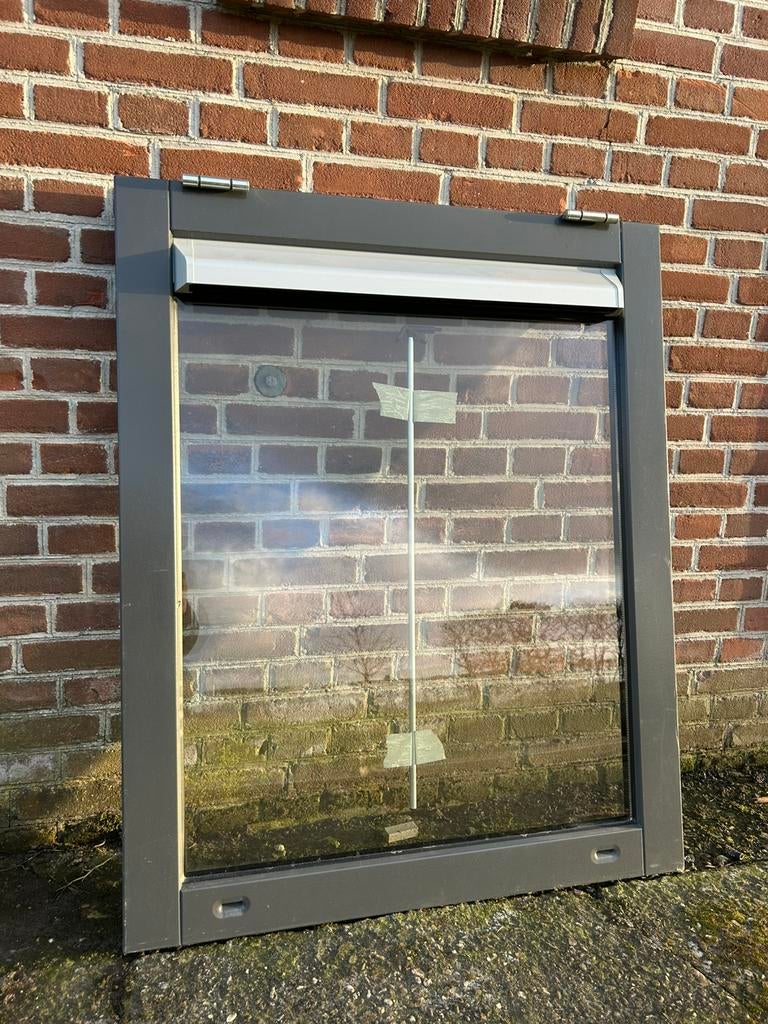 Hardhouten uitzetraam 86,5x106cm.NIEUW., Raamkozijn, Nieuw, Inclusief glas, 75 tot 150 cm