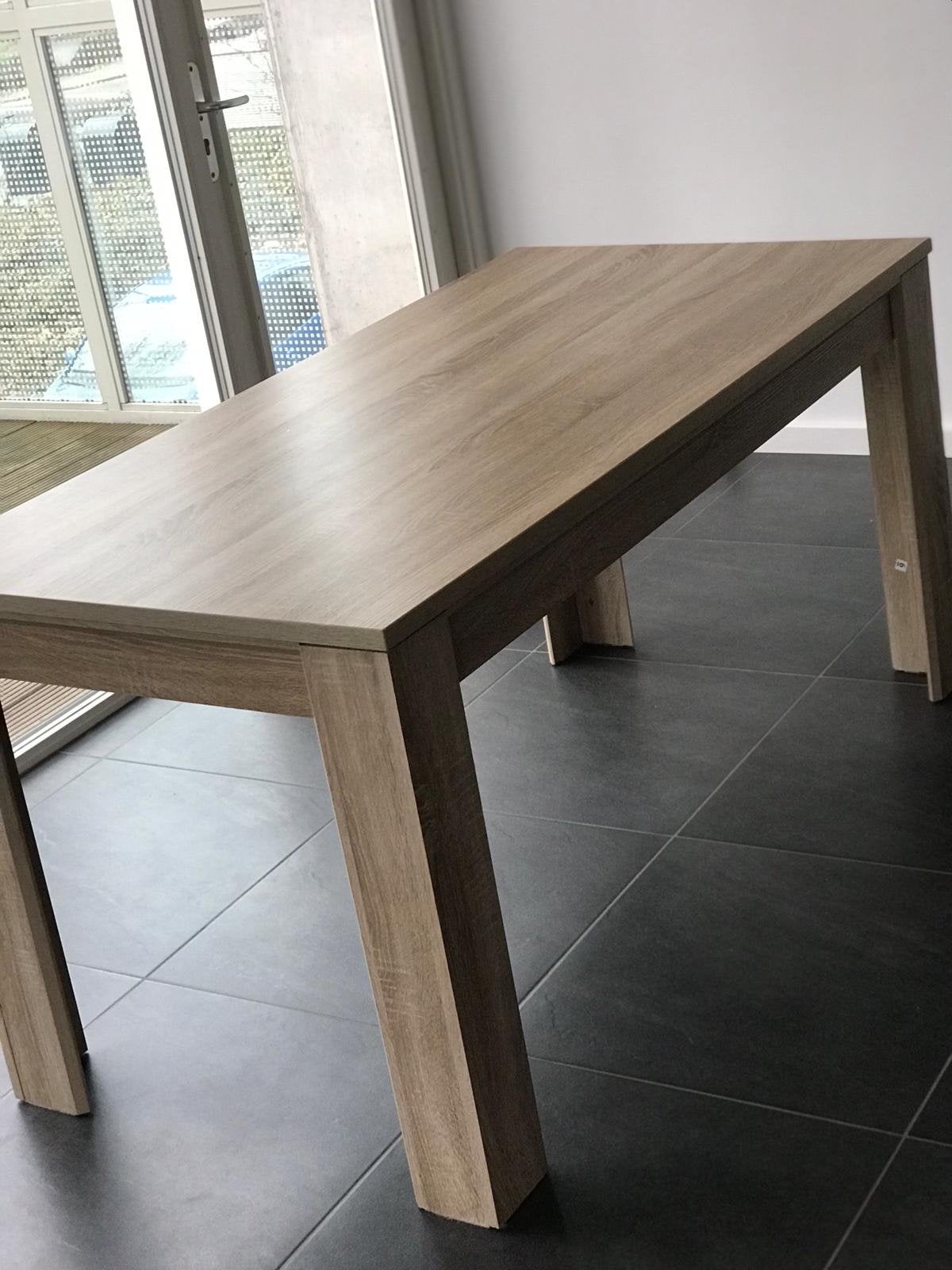 Stijlvolle eettafel in lichte houtkleur, Huis en Inrichting, Tafels | Eettafels, Ophalen, 100 tot 150 cm, 50 tot 100 cm, Zo goed als nieuw