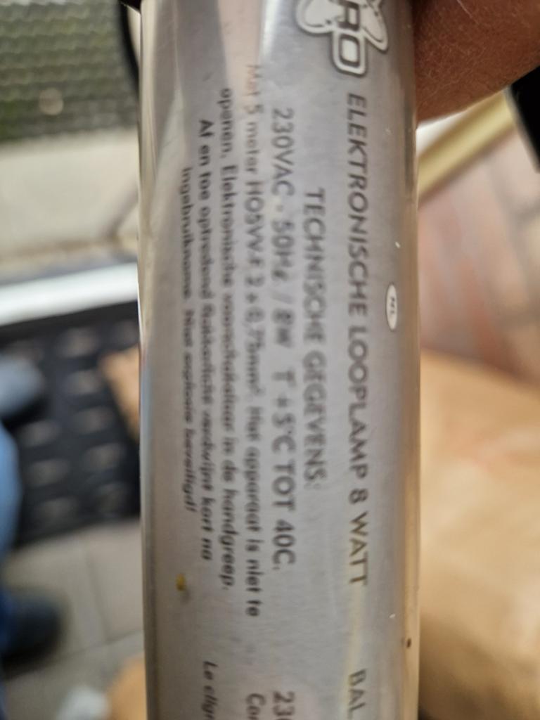Elektronische looplamp 8 watt - Handige werkverlichting, Ophalen of Verzenden, Gebruikt, Minder dan 50 watt, Lamp met armatuur