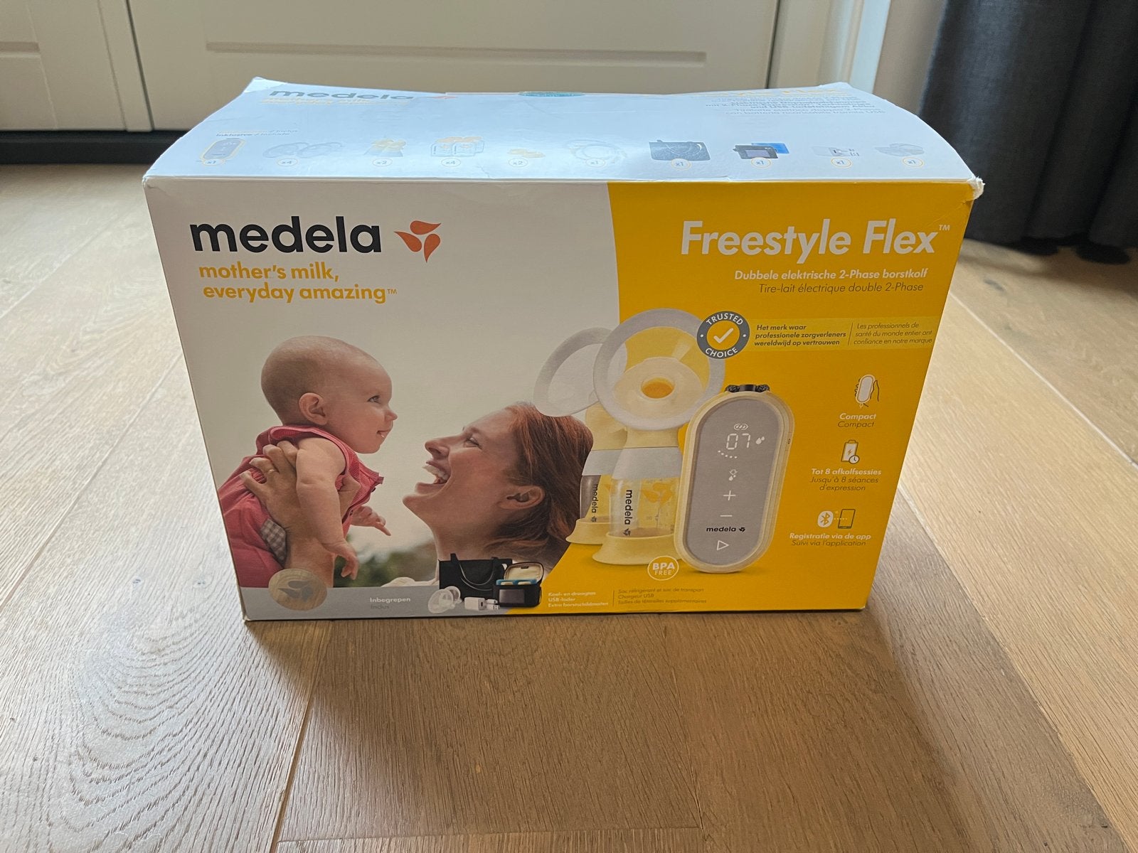Medela Freestyle Flex Dubbele Elektrische Borstkolf, Ophalen of Verzenden, Gebruikt, Borstkolf