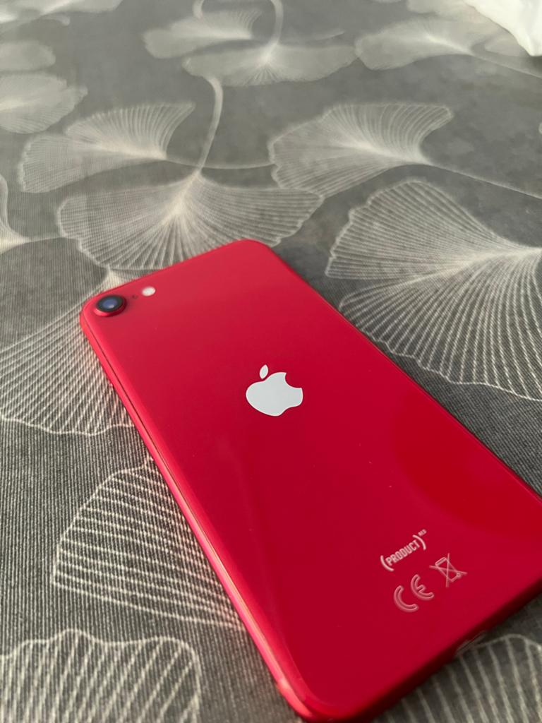Iphone se 2de generatie, 73 %, Ophalen of Verzenden, Zo goed als nieuw, 64 GB