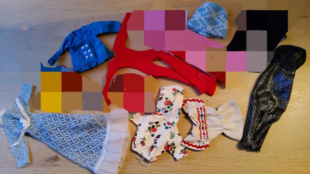 Vintage Barbie Daisy Tienerpop outfit jurk rok broekpak., Ophalen of Verzenden, Zo goed als nieuw, Fashion Doll