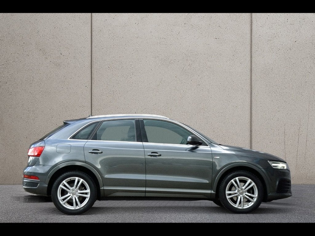 Audi Q3 1.4 TFSI CoD Sport Pro Line S-Line 150PK | Navi | Bl, 730 kg, 4 cilinders, 150 pk, Leder en Stof
