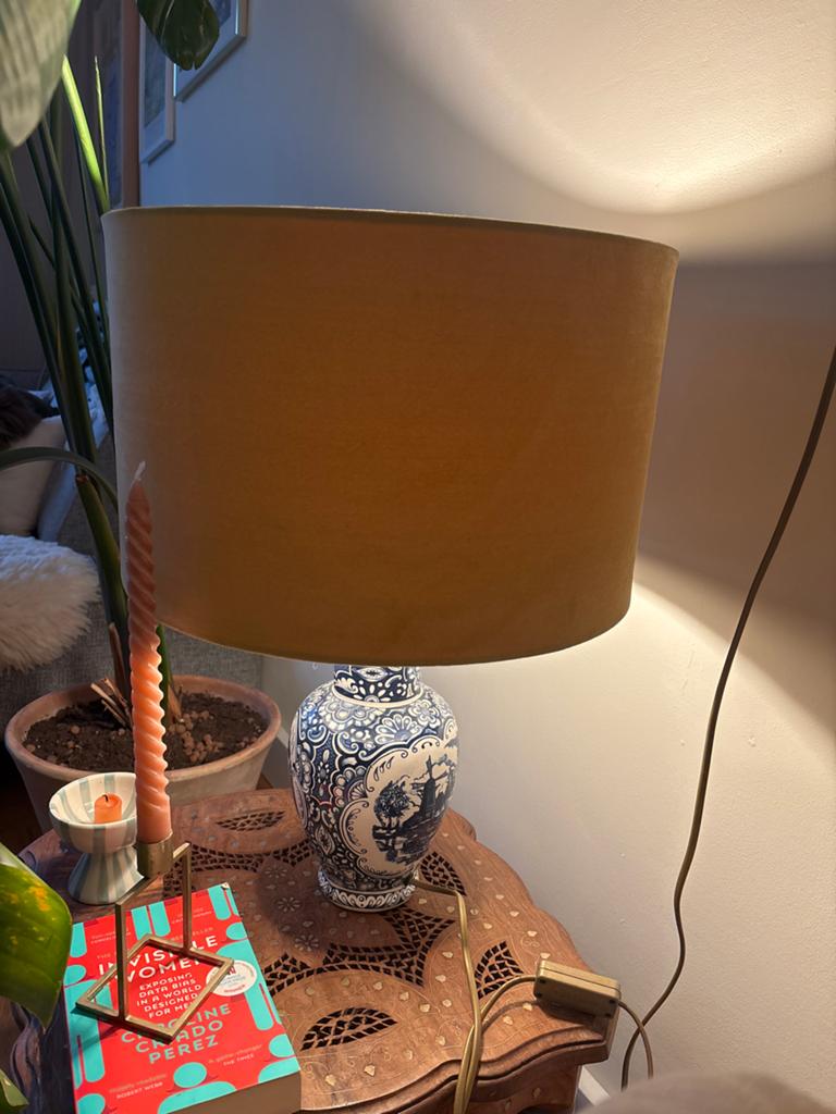 Lampenkap oker geel, velours stof van IKEA, 40cm breed, Huis en Inrichting, Lampen | Tafellampen, Ophalen, Zo goed als nieuw, Stof