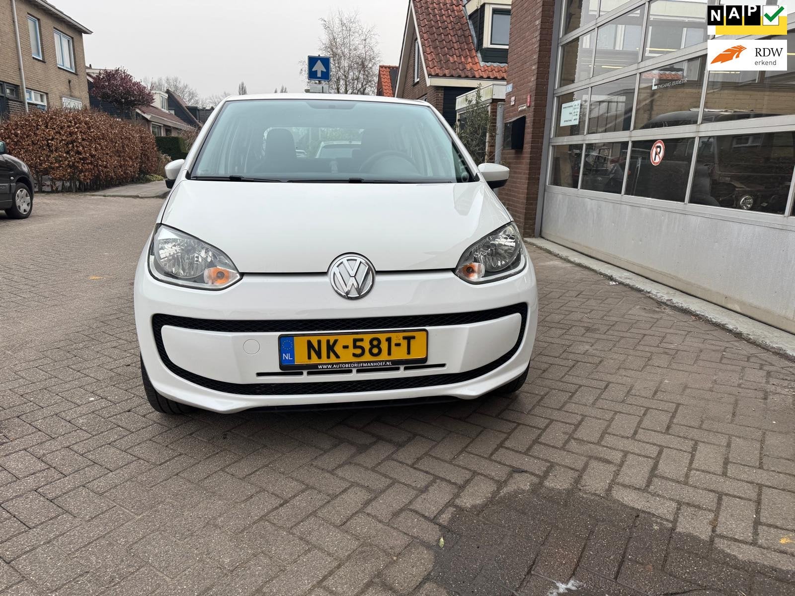 Volkswagen Up! 1.0 EcoFuel move up!, Auto's, Voorwielaandrijving, Stof, CNG (Aardgas), 4 stoelen