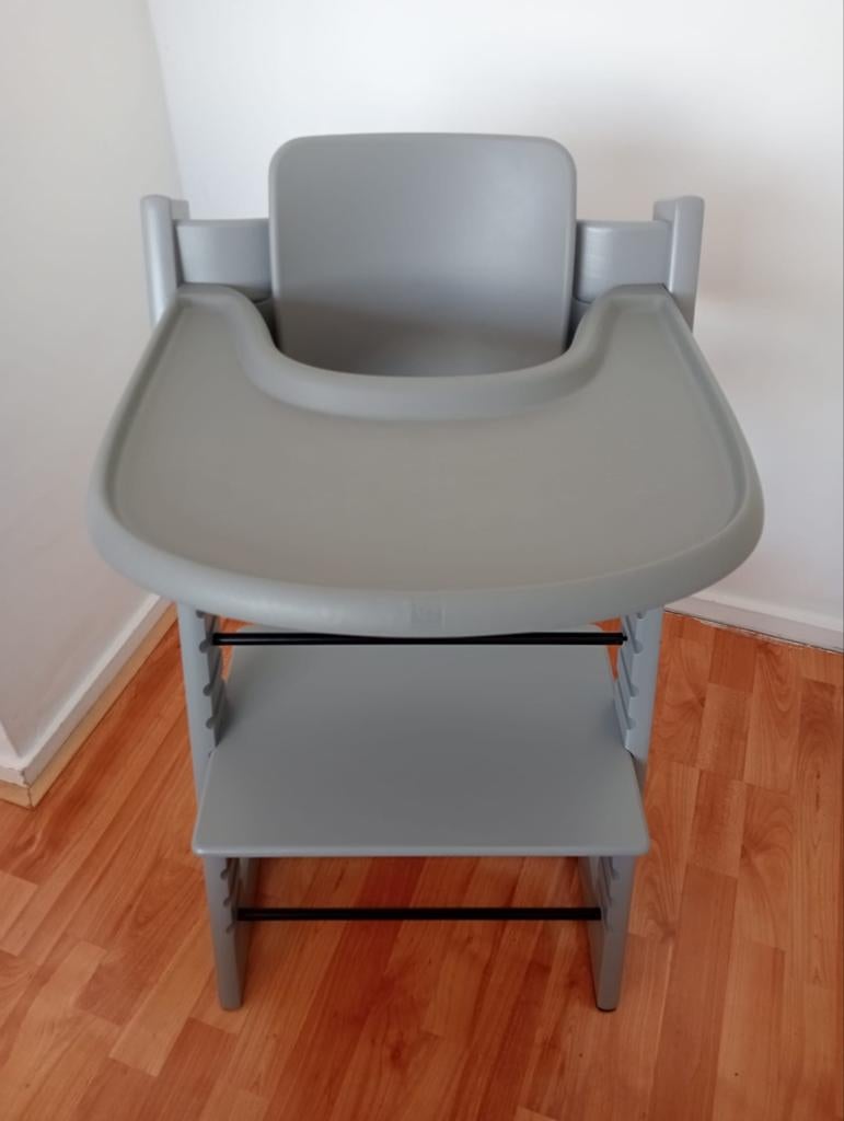 COMPLEET Stokke Tripp Trapp Kinderstoel Storm Grey GRIJS, Ophalen, Zo goed als nieuw, Meegroeistoel, Aanschuifbaar