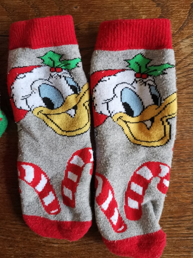 3 paar kerstsokjes maat van Disney 23 -27, Jongetje of Meisje, Ophalen of Verzenden, Zo goed als nieuw, Sokjes