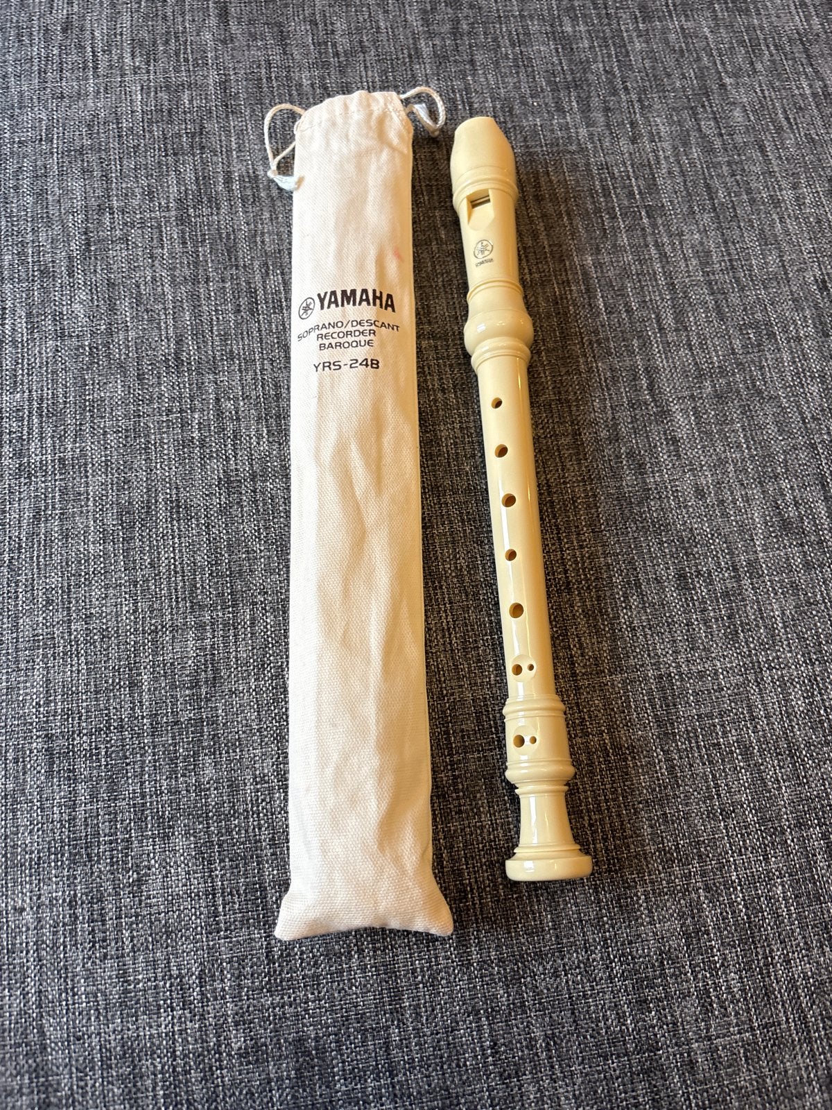 Yamaha Sopraan Blokfluit YRS-24B met hoes, Muziek en Instrumenten, Blaasinstrumenten | Blokfluiten, Ophalen of Verzenden, Zo goed als nieuw