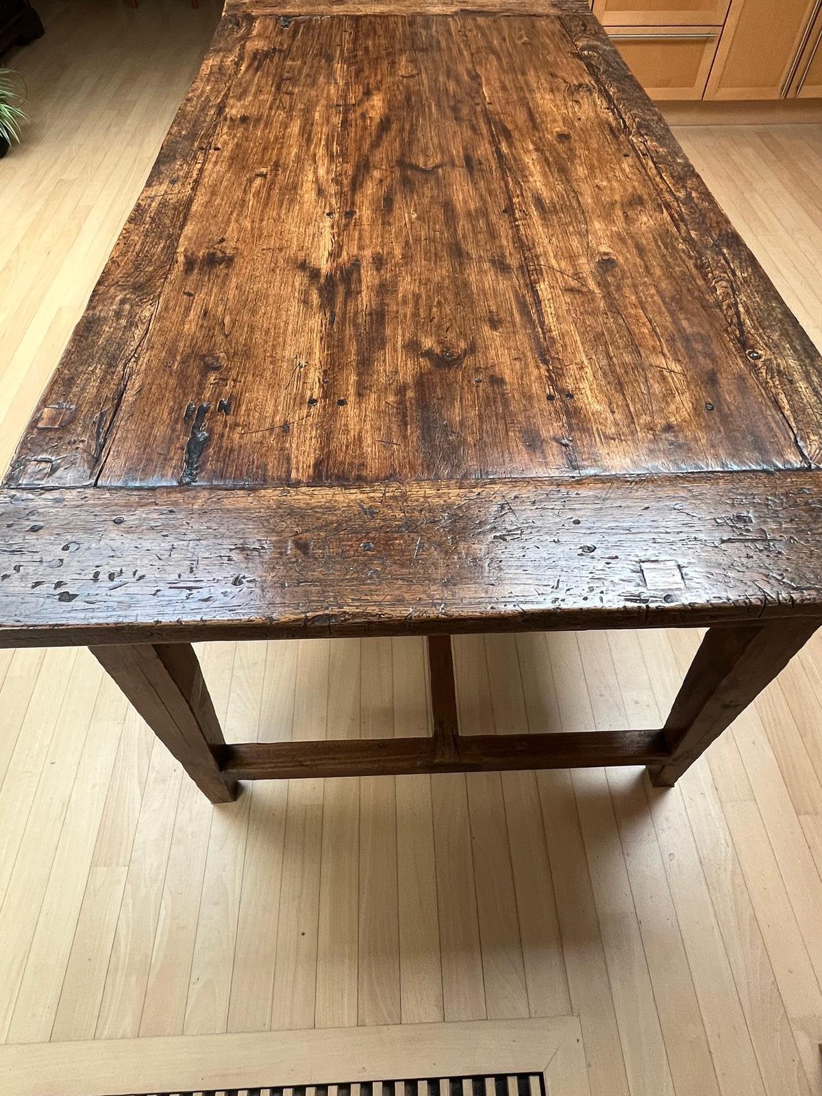 Nog zeer goed onderhouden kloostertafel, Ophalen