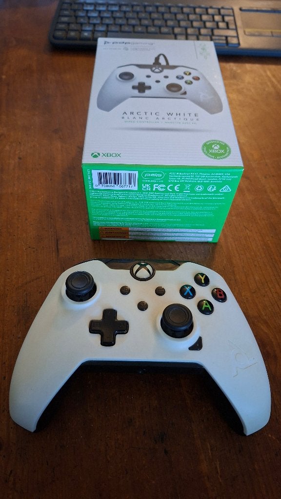 pdp  XBOX wired controller, Ophalen of Verzenden, Zo goed als nieuw, Controller, Xbox One