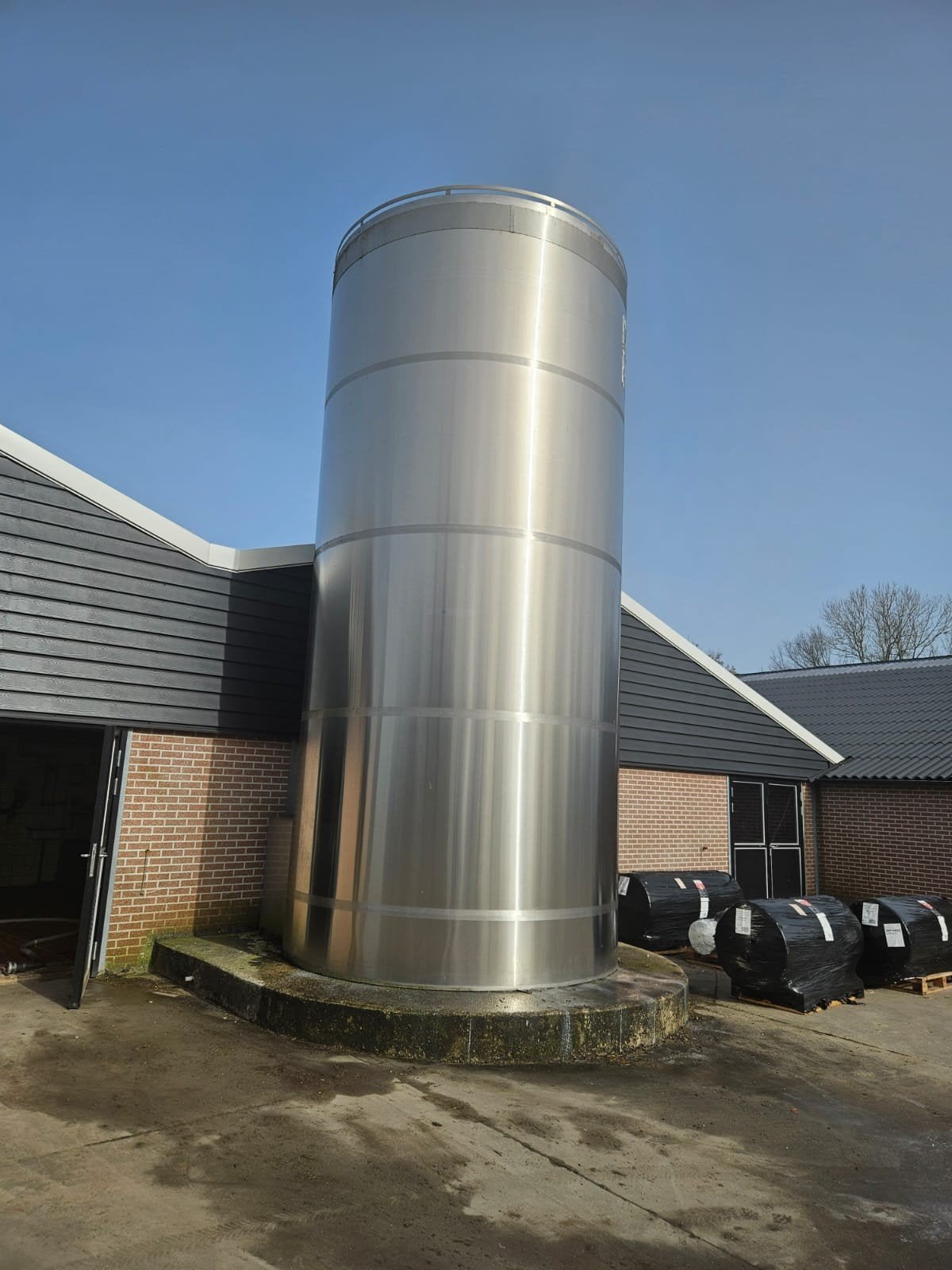 Roka silotank 35000L, Ophalen