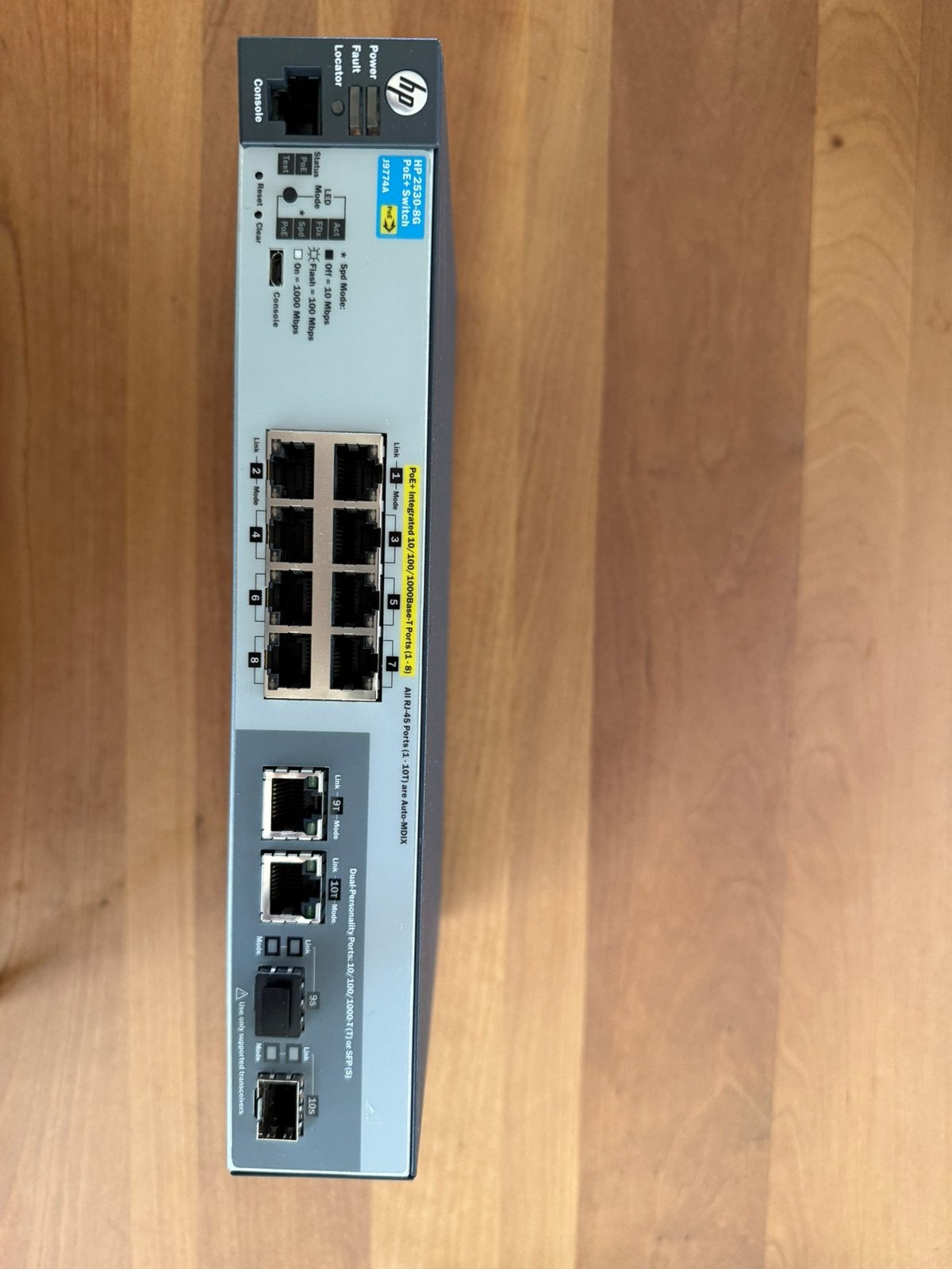 HP 2530-8G Aruba PoE switch 8 ports Gigabit, Computers en Software, Netwerk switches, Ophalen of Verzenden, Zo goed als nieuw