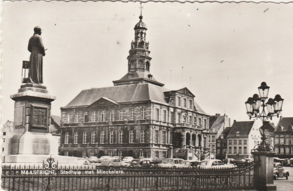 MAASTRICHT Stadhuis met Minckelers, Verzenden, 1960 tot 1980, Gelopen, Limburg