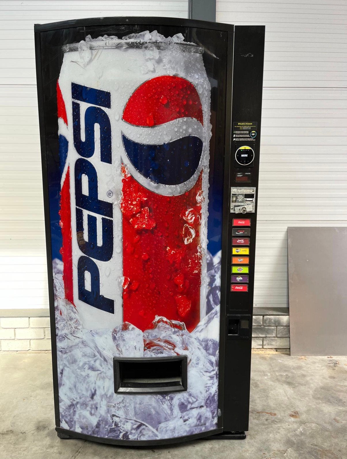 Vendro drank automaat, Ophalen, Zo goed als nieuw