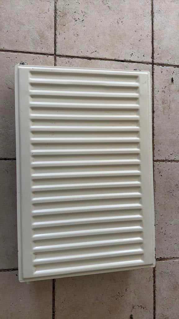 3x radiator van 60 x 40, Ophalen, 30 tot 80 cm, Gebruikt, Radiator