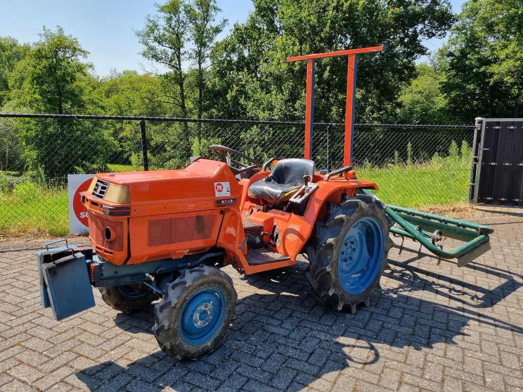 Kubota mini tractor B1-17D, Zakelijke goederen, Gebruikt, Tot 2500, Tot 80 Pk, Ophalen