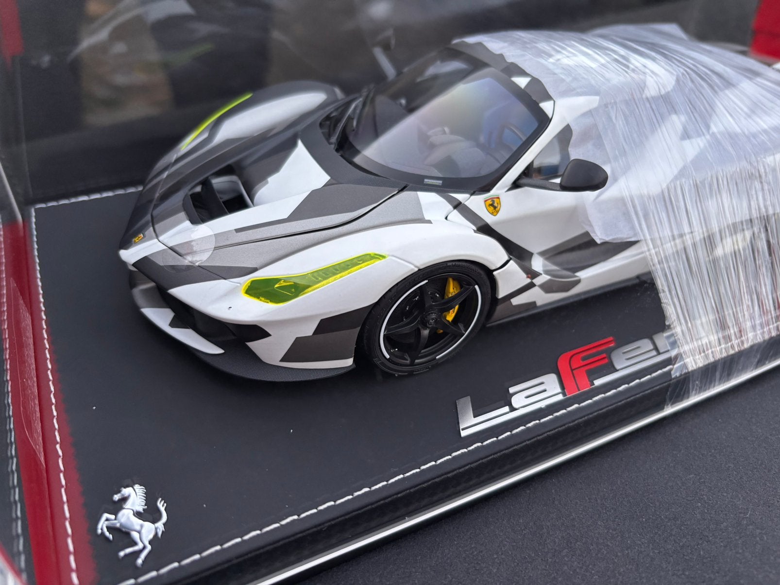 Ferrari LaFerrari Camouflage BBR 1:18 NIEUW ! C4F, Overige merken, BBR, ., Nieuw