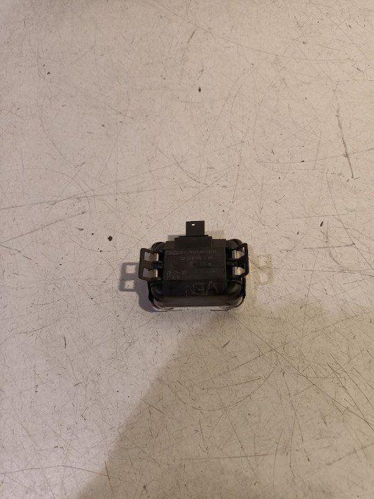 Regensensor Jaguar XF, Onderdelen@venauto.nl, Van der Ven Autorecycling B.V., Gebruikt, Ettenseweg 76, 4706 PB Roosendaal, The Netherlands