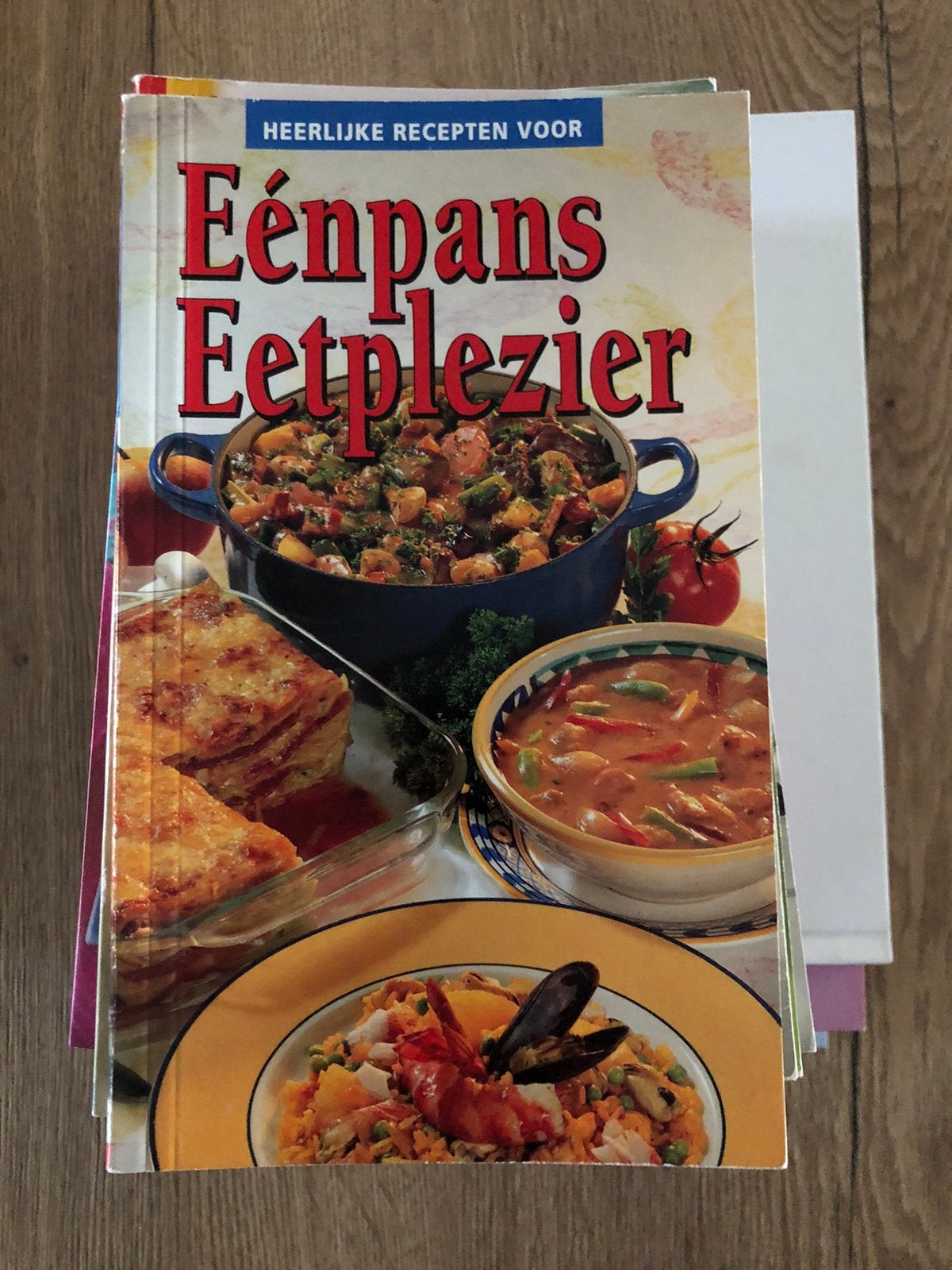 Kookboekjes. MOET ZSM WEG!!, Ophalen, Gelezen