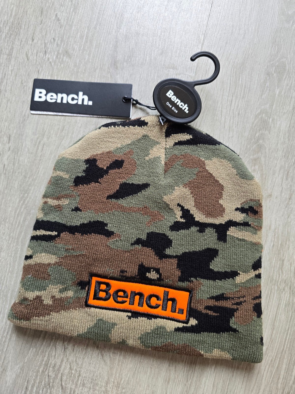 Mooie heren muts Bench, Nieuw (MB6), Kleding | Heren, Mutsen, Sjaals en Handschoenen, Ophalen of Verzenden, Nieuw, Overige maten