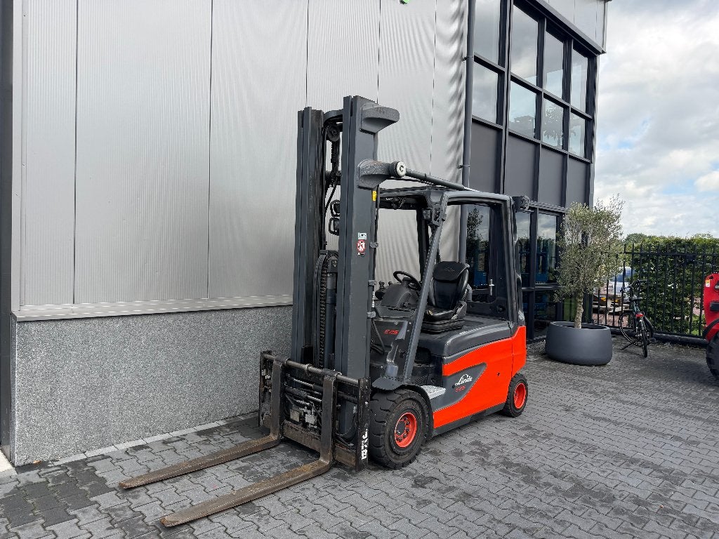 Linde E25 elektrische heftruck 'triplo' 'vorkversteller', Linde, Heftruck, Ophalen of Verzenden, Elektrisch