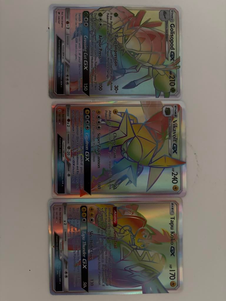 Golisopod GX, Vikavolt GX, Tapu Koko GX - 3 Pokémon kaarten, Verzenden, Zo goed als nieuw