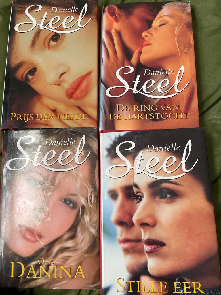 Danielle Steel boeken: Prijs der Liefde, Oma Danina en meer, Ophalen of Verzenden, Gelezen, Nederland