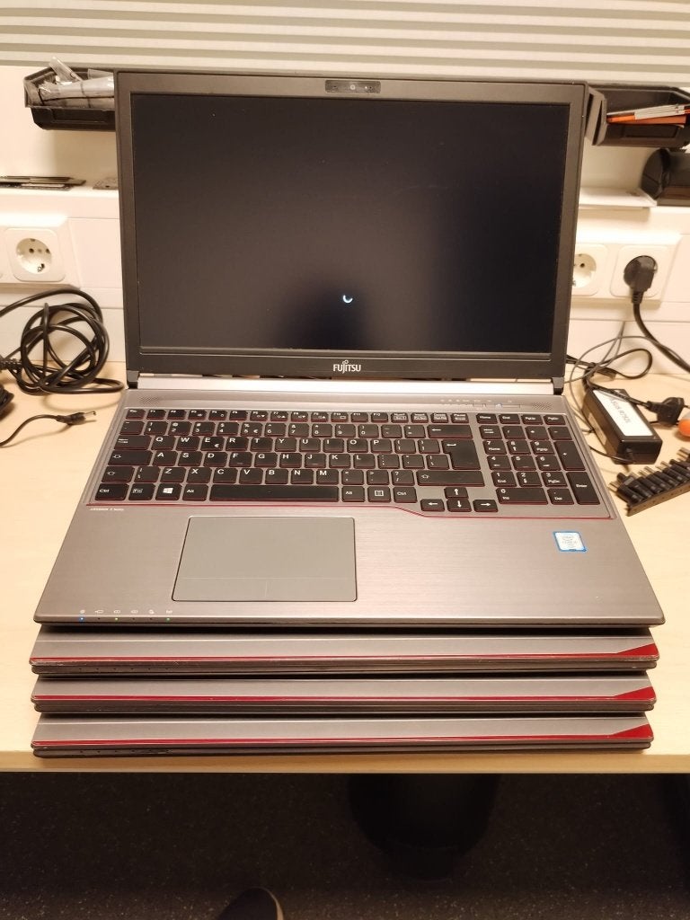 Partij 4X fujitsu Siemens Life Book E756, Computers en Software, Gebruikt, 2 tot 3 Ghz, 8 GB, Fujitsu Lifebook