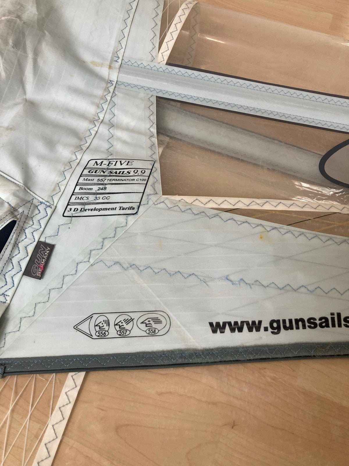 Gun Sails M-Five 9.9 Windsurfzeil giek en mast, Gebruikt, Ophalen, Minder dan 3 meter, Minder dan 15 m²