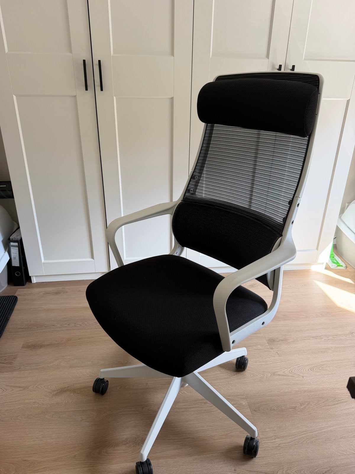 Ergonomische Bureaustoel Zwart/Wit - Zo goed als nieuw, Zwart, Ophalen of Verzenden, Zo goed als nieuw, Bureaustoel