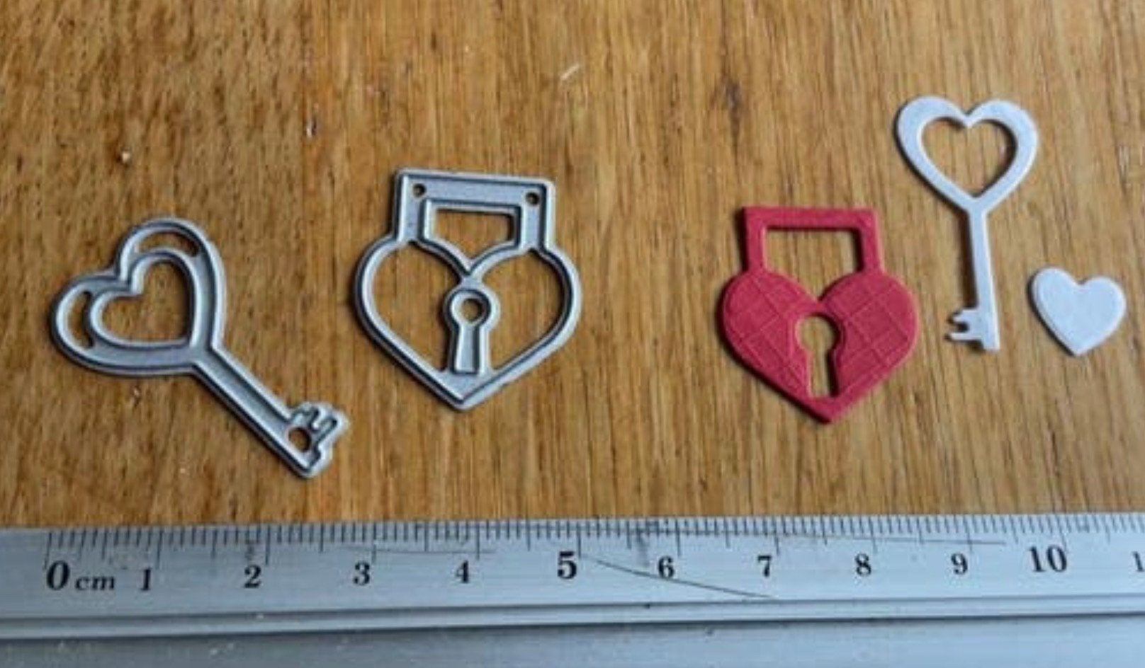 Snijmal set 2 delig sleutel en hart 1654, Ophalen of Verzenden, Zo goed als nieuw, Pons of Mal