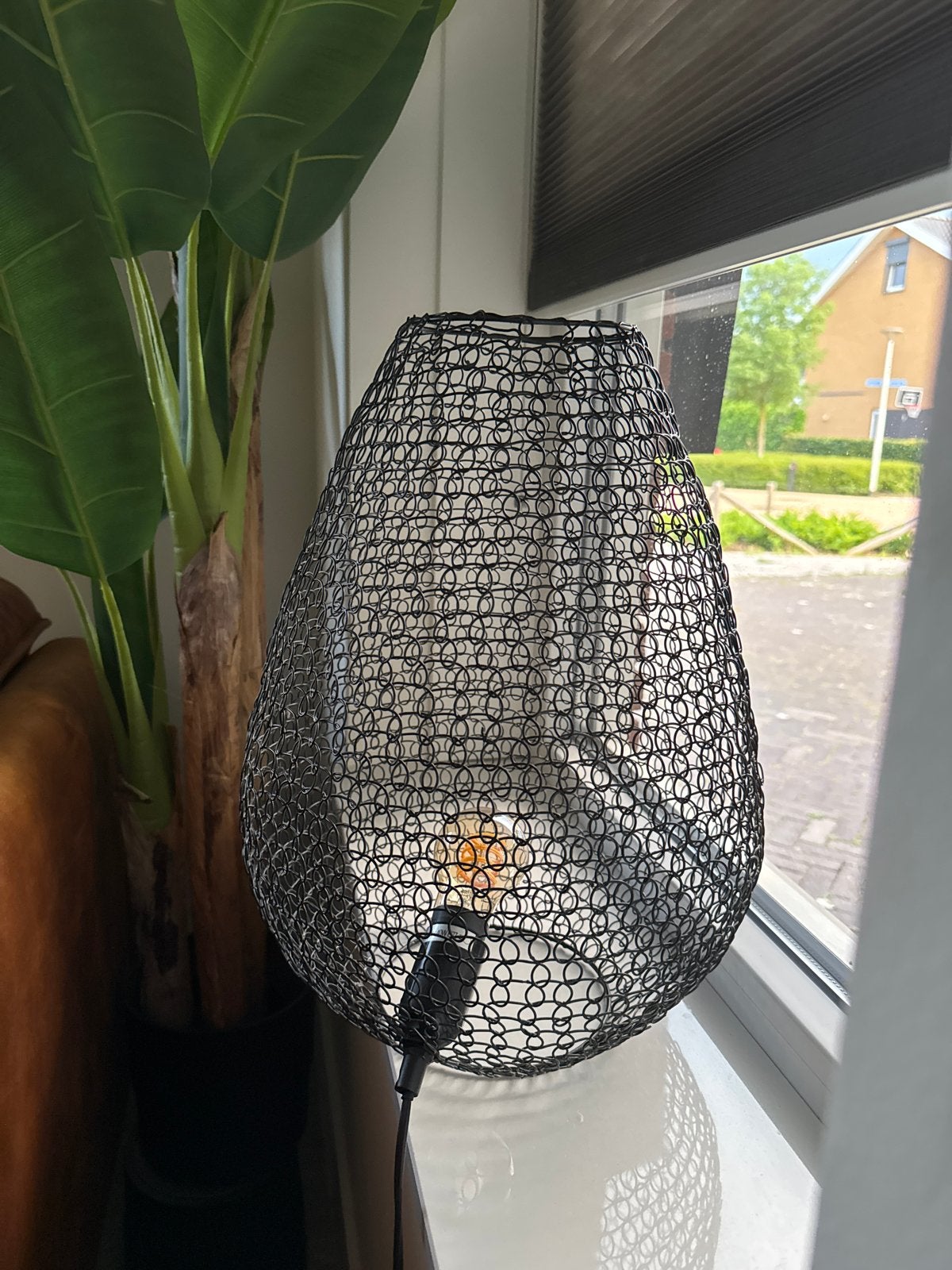 Zwarte tafellamp Subra Kwantum, Ophalen of Verzenden, Zo goed als nieuw, Metaal, 50 tot 75 cm