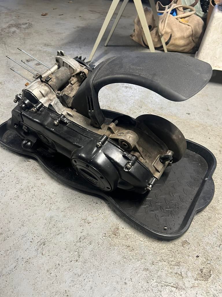 Vespa 50cc blok 3v, Fietsen en Brommers, Brommeronderdelen | Algemeen, Zo goed als nieuw, Blok, Ophalen of Verzenden