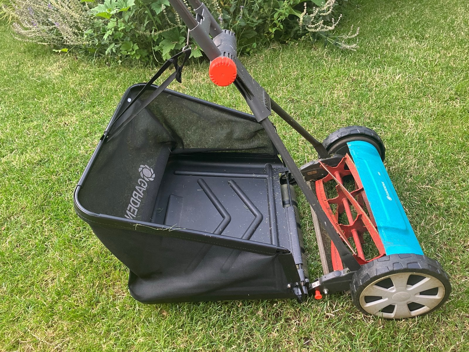 Gardena 400 Handgrasmaaier met Opvangbak, Tuin en Terras, Ophalen, Gebruikt, Handgrasmaaier, Opvangzak