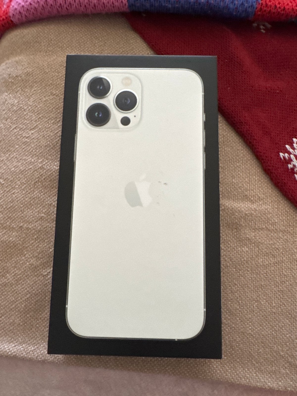 Apple iPhone 13 Pro Max 256GB Goud - Zo goed als nieuw, 70 %, Zonder simlock, Zonder abonnement, Goud