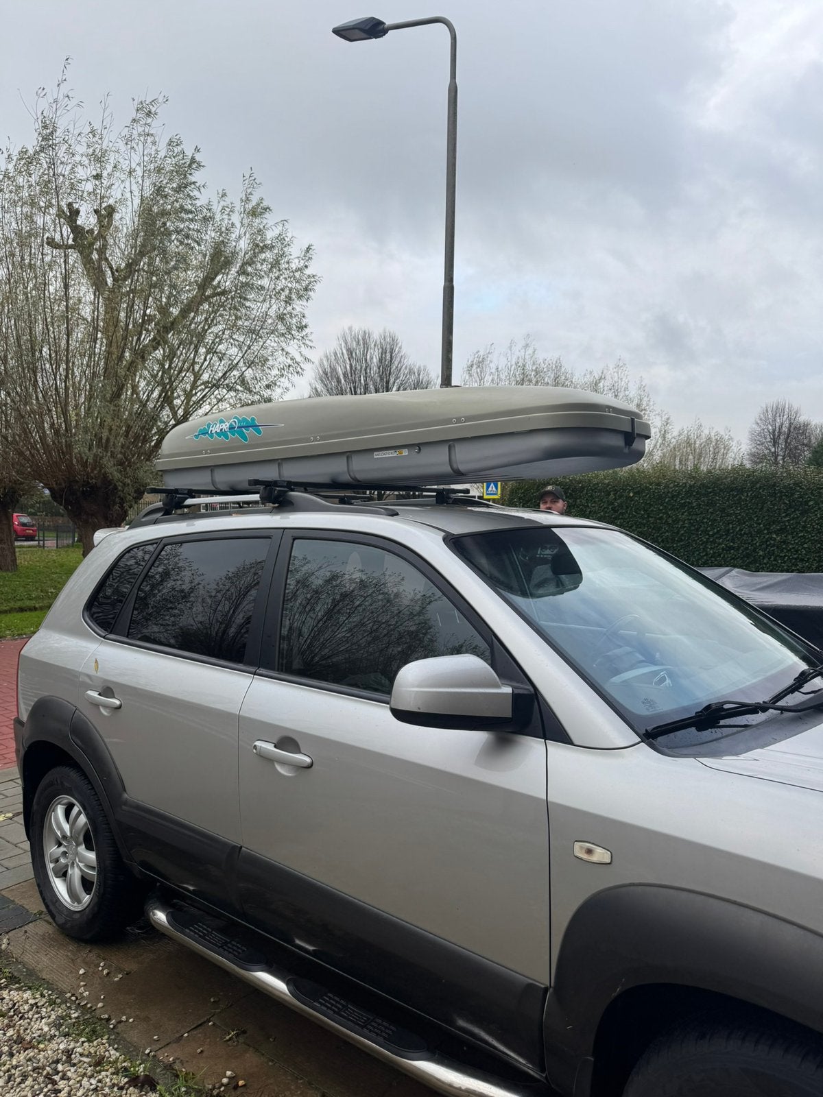 Hapro dakkoffer 600 liter incl Thule dakdragers, Ophalen, Zo goed als nieuw