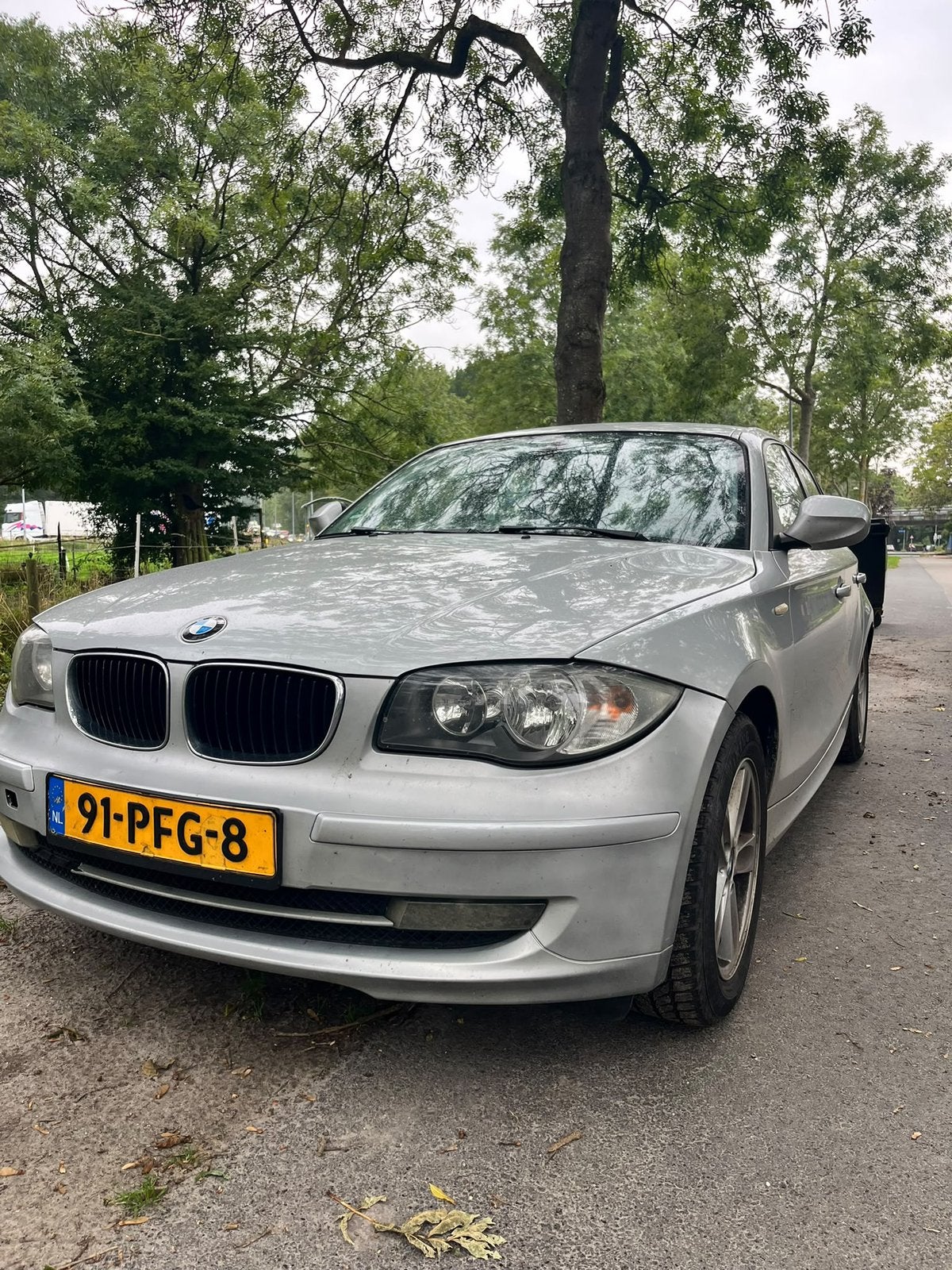 Loop of sloop! BMW 1-Serie 2.0 118I 5DR 2011 Grijs, Auto's, 1-Serie, 1995 cc, Start-stop-systeem, Origineel Nederlands