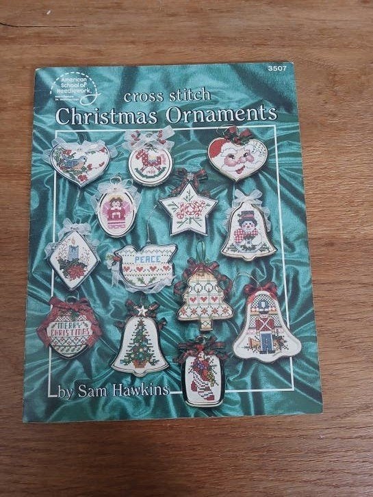 Christmas Ornaments cross stitch - borduurpatronen kerst, Ophalen of Verzenden, Borduren en Naaien, Sam Hawkins