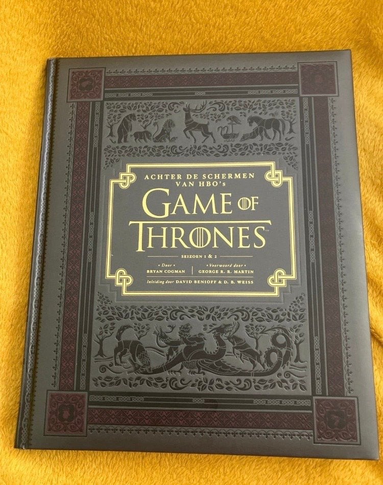 Game of Thrones Achter de Schermen Seizoen 1-4 Boeken, Boeken, Ophalen of Verzenden, Zo goed als nieuw, Tv-serie