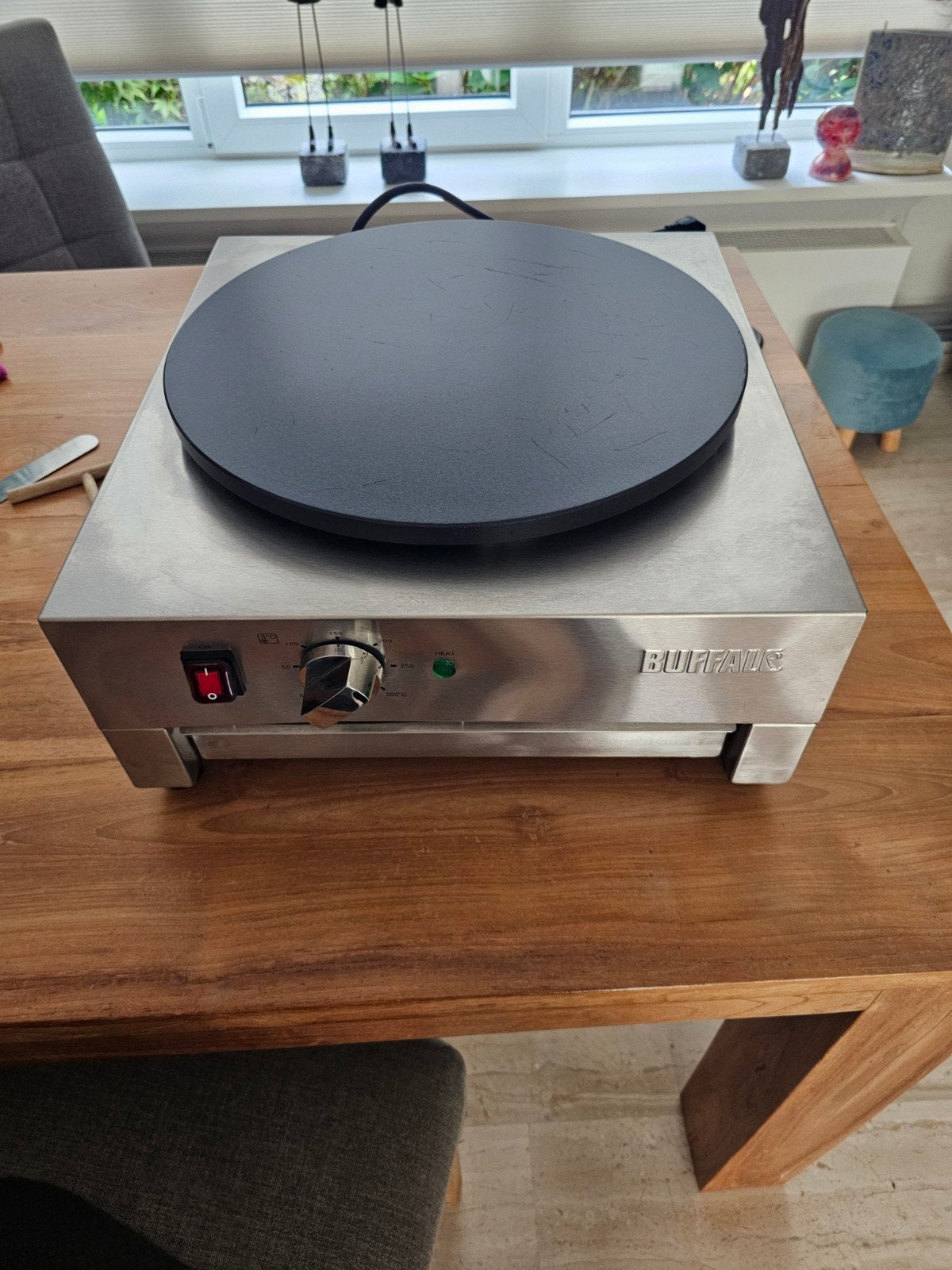Buffalo Crêpe Machine / Pannenkoek Machine / Crêpesapparaat