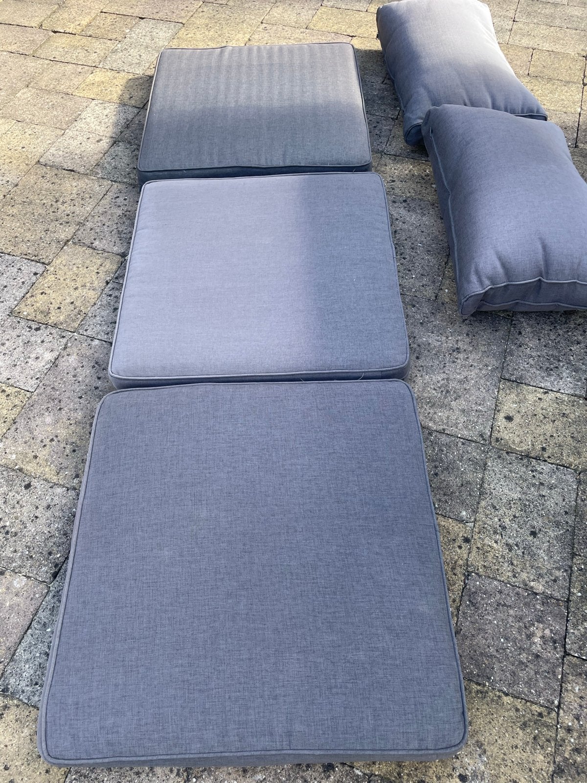 Comfortabele grijze tuinkussens set, Ophalen, Gebruikt