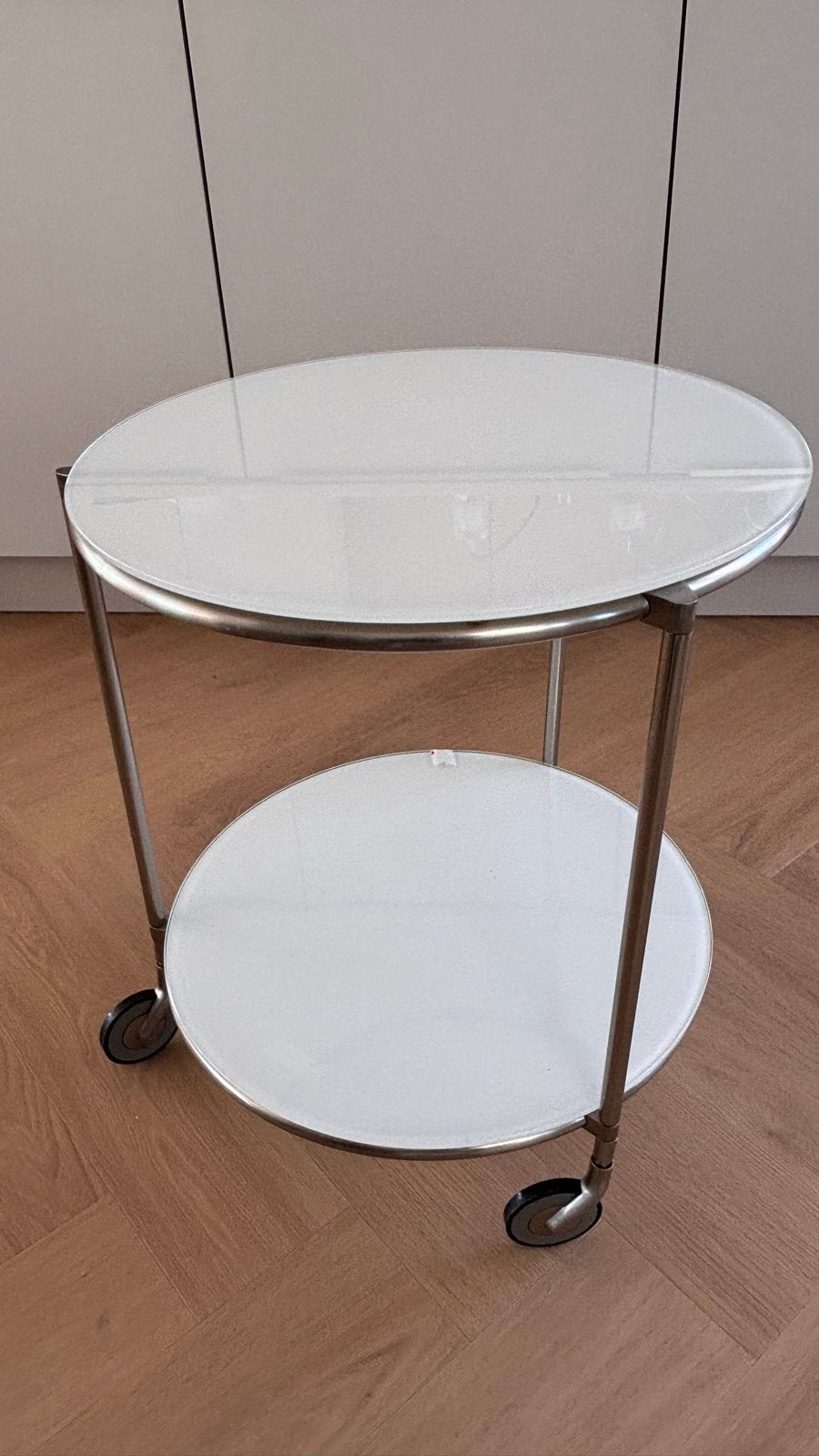 IKEA STRIND bijzettafel op wielen - Modern design, Ophalen, Minder dan 55 cm, Gebruikt, Rond