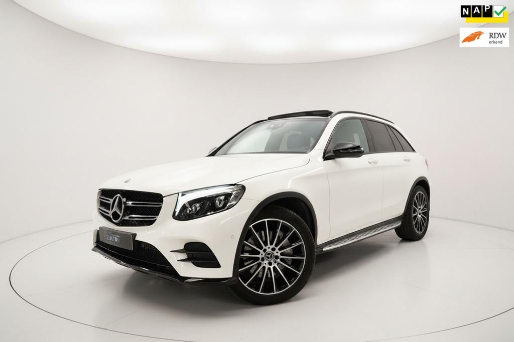 Mercedes-Benz GLC-klasse 250 4MATIC AMG NIGHT PANO SFEER, Auto's, Gebruikt, 4 cilinders, Wit, Vierwielaandrijving