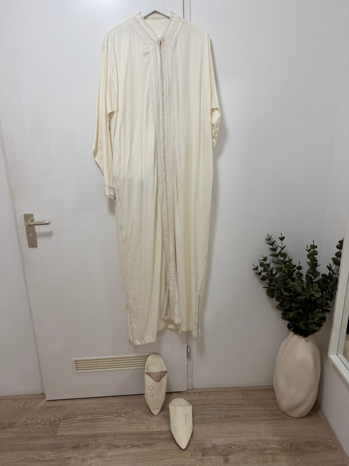 Crèmekleurige Marokkaanse Kaftan M/L, Beige, Zo goed als nieuw, Onder de knie, Ophalen