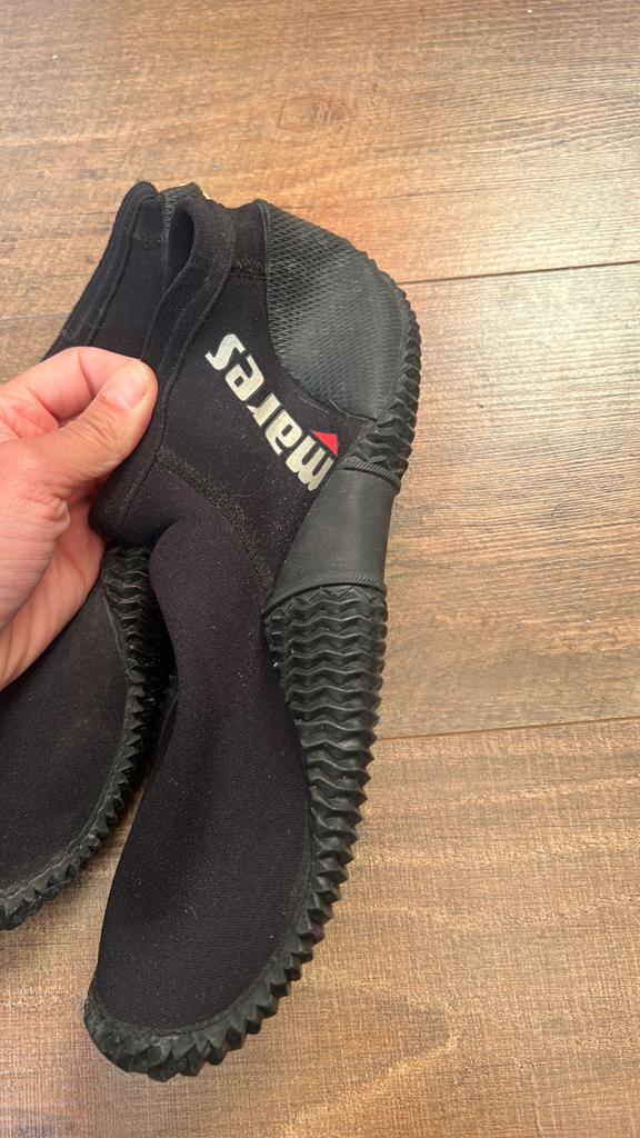 Mares duikschoenen maat 9, Watersport en Boten, Duiken, Ophalen of Verzenden, Zo goed als nieuw, Duikpak
