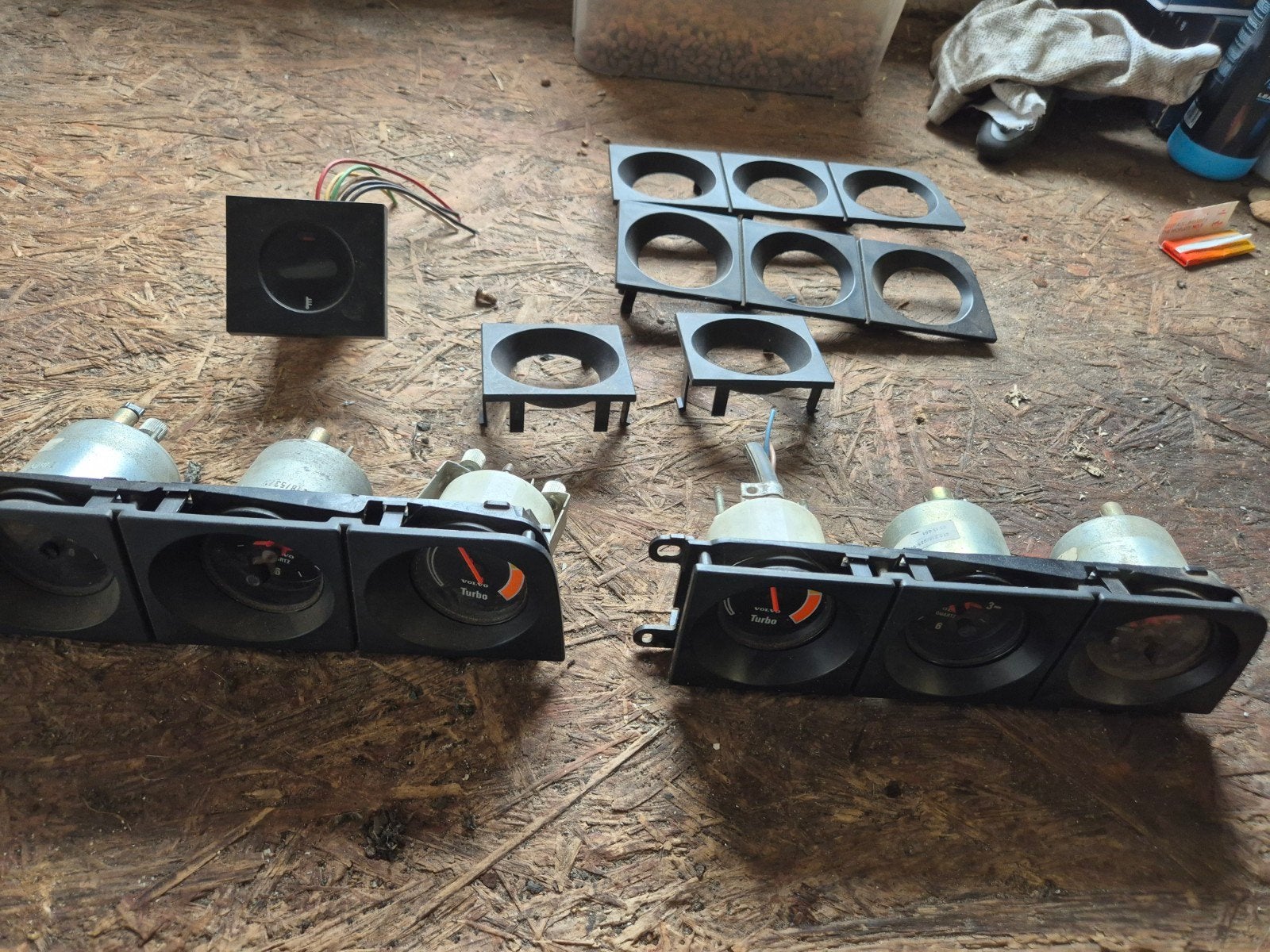 Diverse meters en frampje's volvo 240/244/245, Ophalen, Volvo