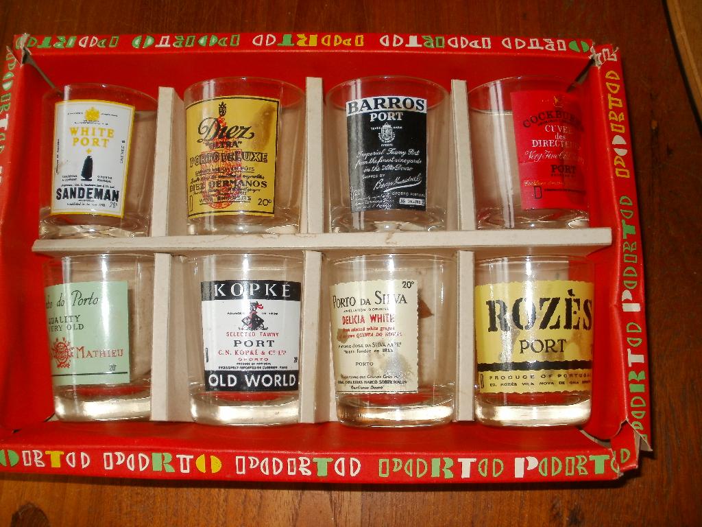 port glaasjes, 8 stuks, diverse merken, Verzamelen, Glas en Borrelglaasjes, Ophalen of Verzenden, Gebruikt, Borrel- of Shotglas