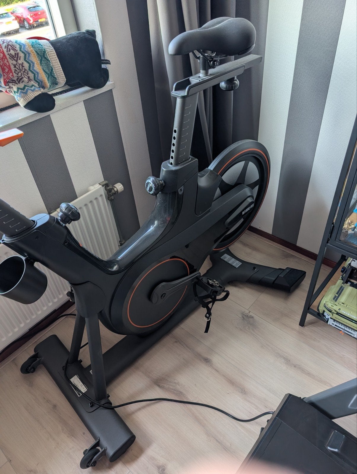 Basic-Fit Spinningfiets - Zo goed als nieuw, Ophalen, Zo goed als nieuw, Benen, Spinningfiets