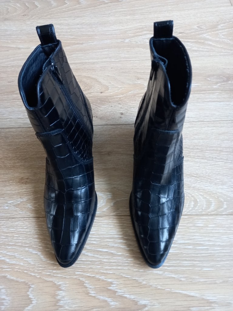 Enkellaarzen van Maripé maat 40, Ophalen of Verzenden, Nieuw, Zwart, Lage of Enkellaarzen
