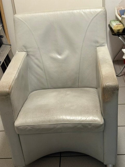 2 Leolux Dulcinea feauteuils, Ophalen, Gebruikt, Leolux: design !, Minder dan 75 cm